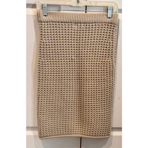 POL Creamy Biege Knit Crochet Pencil Skirt- Size Small - Picture 1 of 8